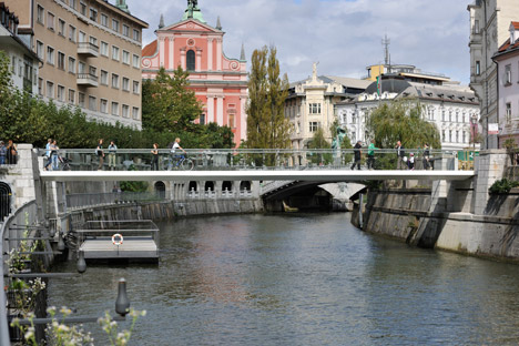 Et si les villes se dotaient de ponts transparents ?