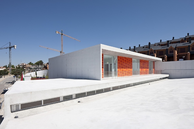 A Granada, Elisa Valero Ramos construit un avenant jardin d’enfants