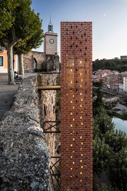 L’ascenseur urbain de Gironella