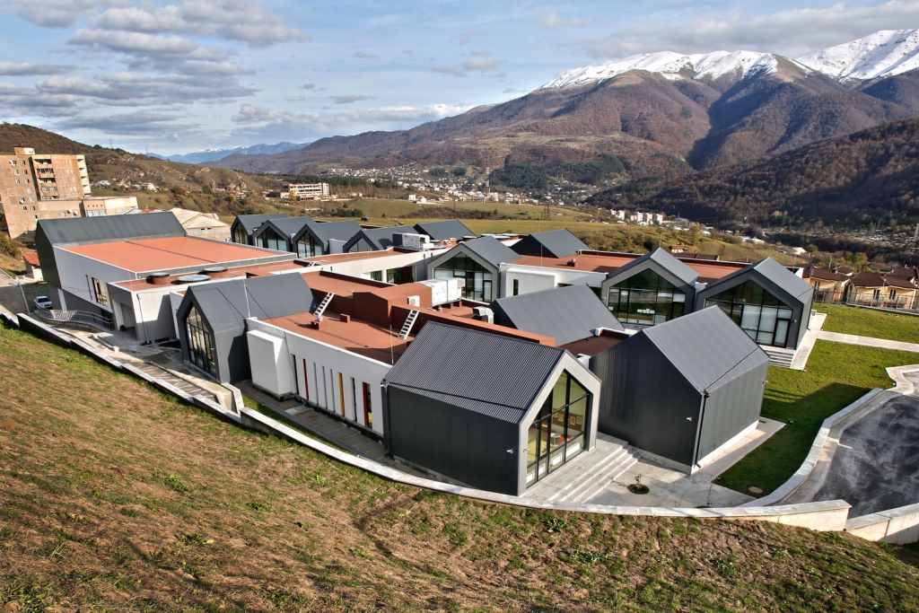 A Dilijan, l’école revisitée