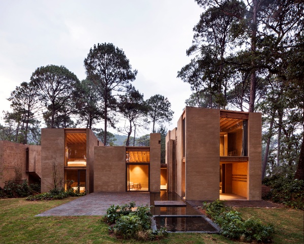 Un ensemble de maisons signé Hector Barroso