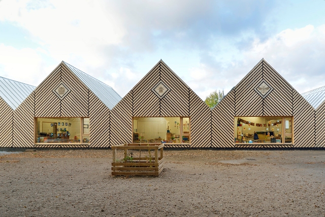 A Perthes, une nouvelle école maternelle signée Tracks Architectes