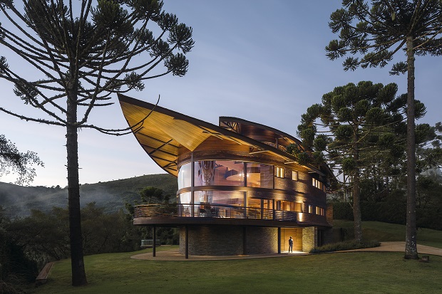 Au Brésil, une remarquable maison signée Mareines Arquitetura