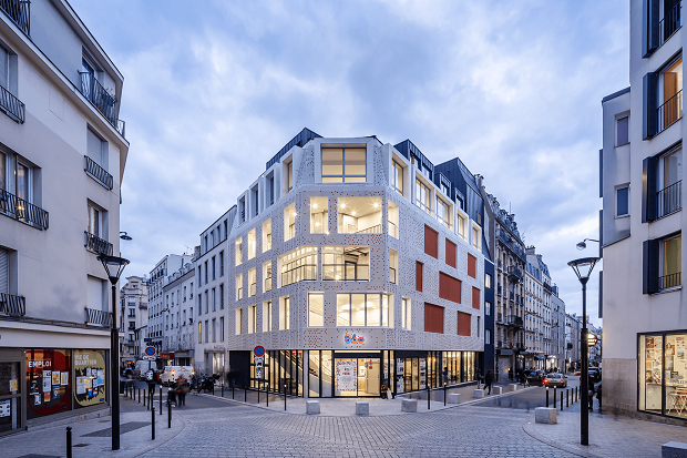 A Paris, l’agence Engasser + associés réalise le 360° Paris Music Factory