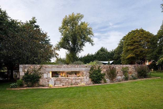 Au Portugal, Ren Ito réhabilite l’élégante Casa da Calçada