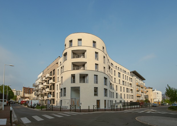 A Nanterre, Pietri architectes réalise des logements épurés