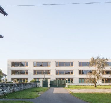 Une école épurée à Meinier