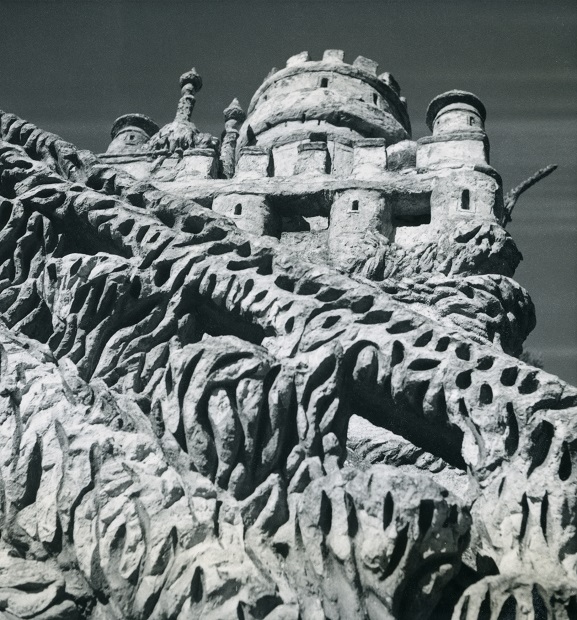 Palais idéal, Hauterives, France, 1937.
Copyright Lee Miller Archives.