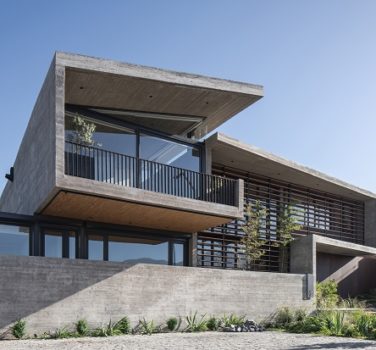Au Chili, une villa élégante signée Nicolás Vicente