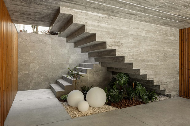 © Ivo Tavares Studio