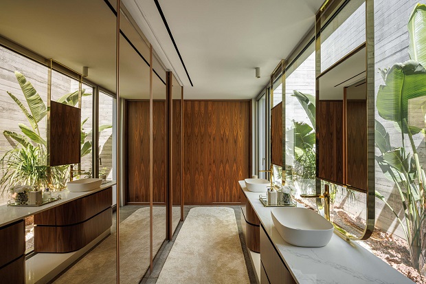 © Ivo Tavares Studio