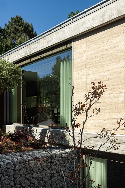 © Ivo Tavares Studio