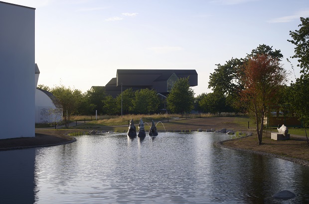 © Vitra, photo Julien Lanoo